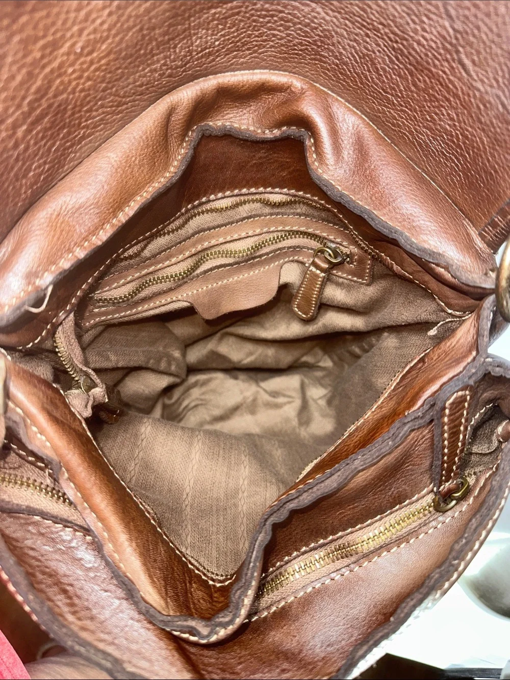 Tulipani Shoulder Hobo